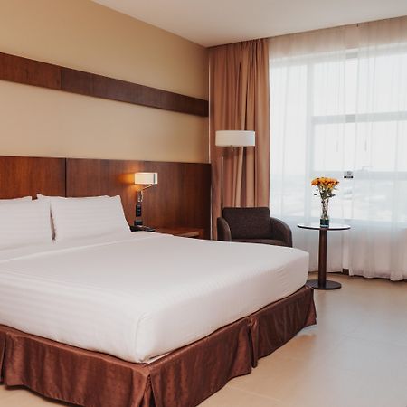 Holiday Inn Guayaquil Airport By Ihg Exterior photo A room at the hotel