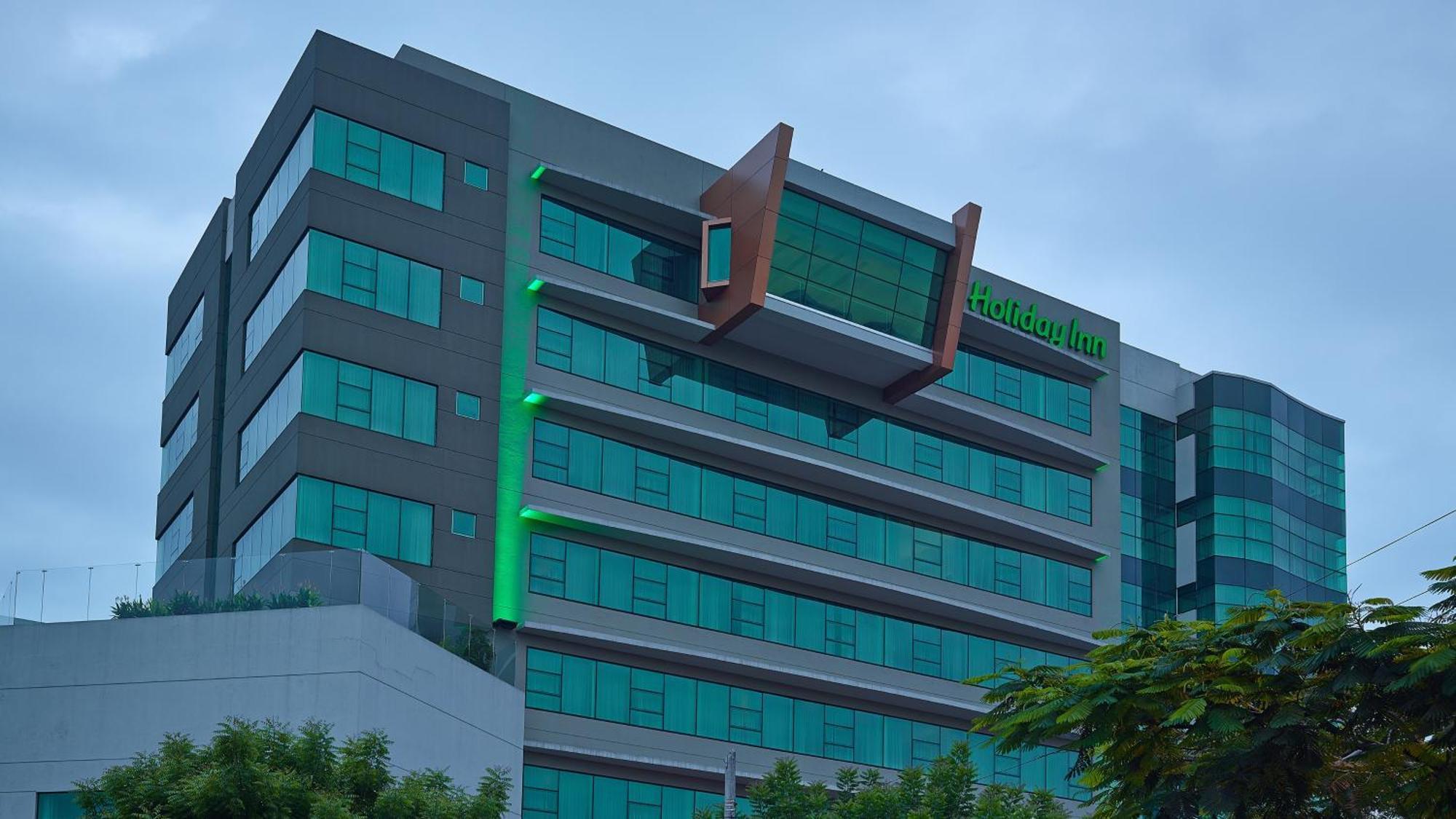Holiday Inn Guayaquil Airport By Ihg Exterior photo Headquarters of the National University of Singapore