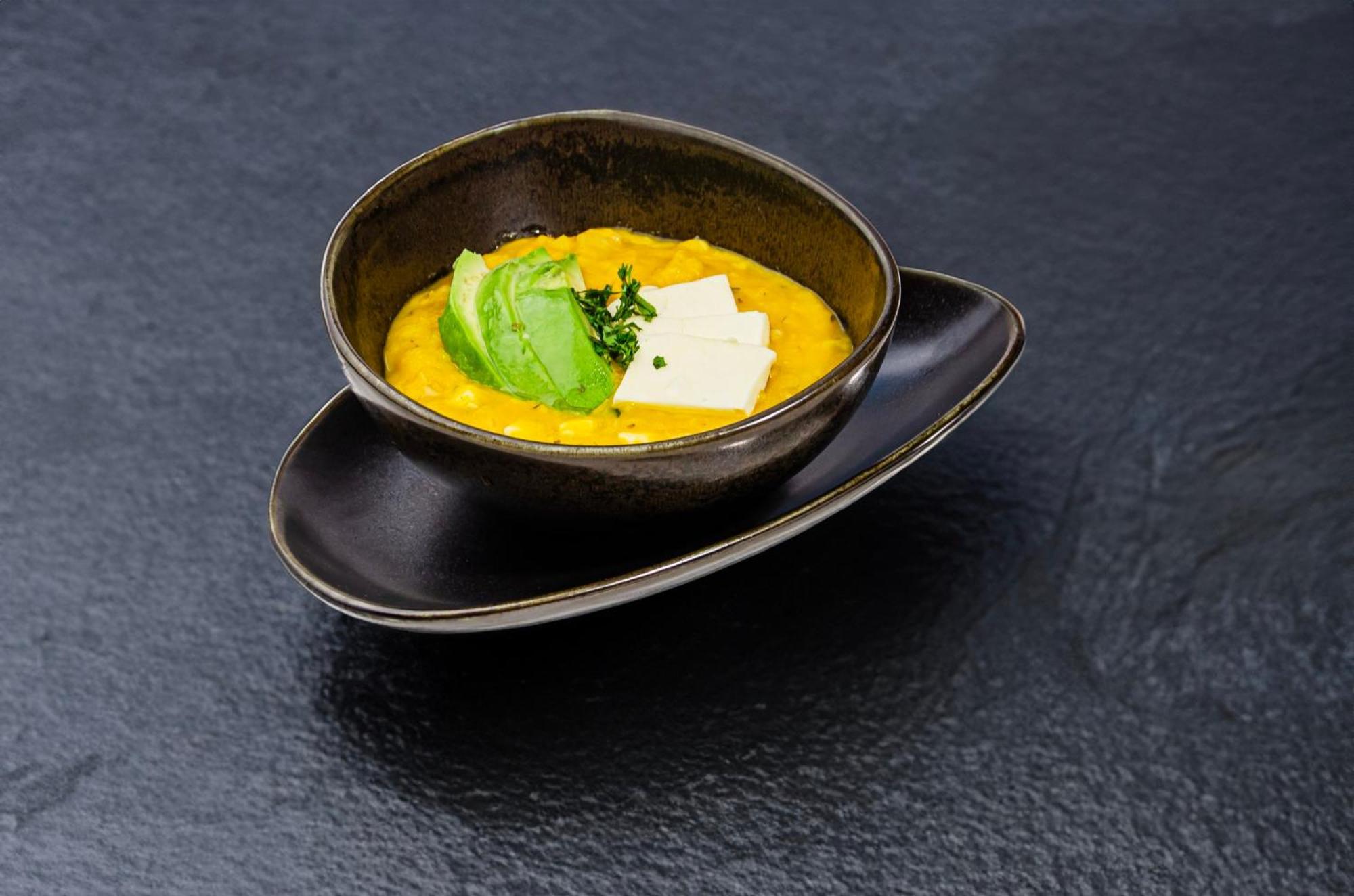 Holiday Inn Guayaquil Airport By Ihg Exterior photo A bowl of Japanese-style avocado